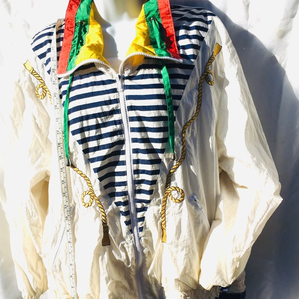 Windbreaker woman, size M.  80's & 90's: retro.